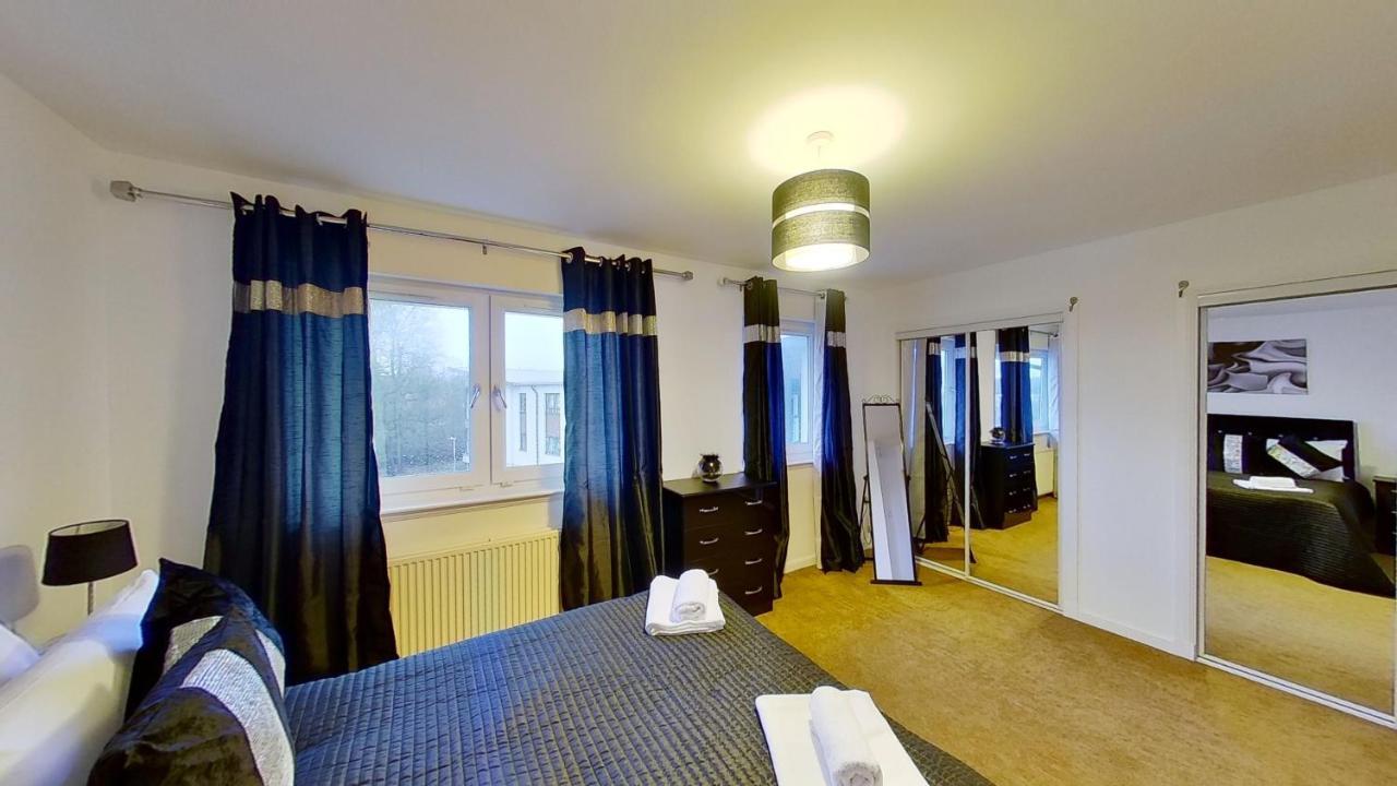 Orange Town House - Shaw Road, Only 6 Minutes To City Centre Aberdeen Esterno foto